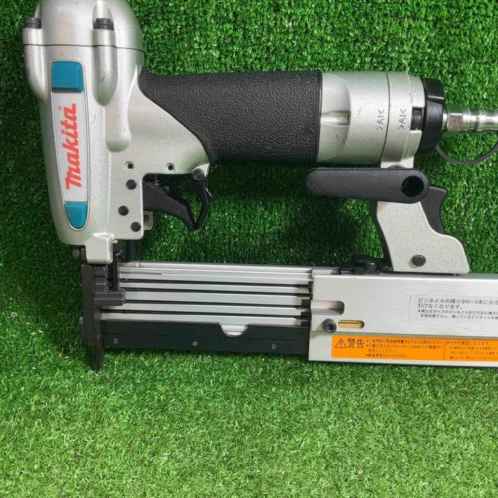 【中古品】マキタ(makita) 常圧ピンネイラ AF351【藤沢店】