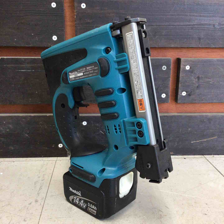 【中古品】 マキタ/makita RT線専用コードレスタッカー ST110DRF 【鴻巣店】