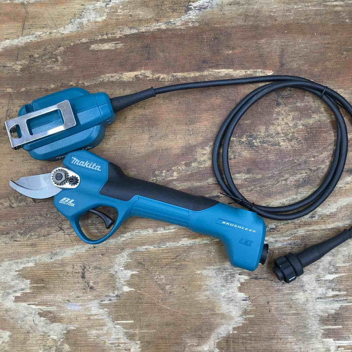 【未使用品】マキタ 18V 充電式せん定ハサミ 本体のみ UP180DZK【柏店】