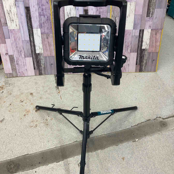 ★マキタ(makita) コードレスLEDスタンドライト ML805【八潮店】
