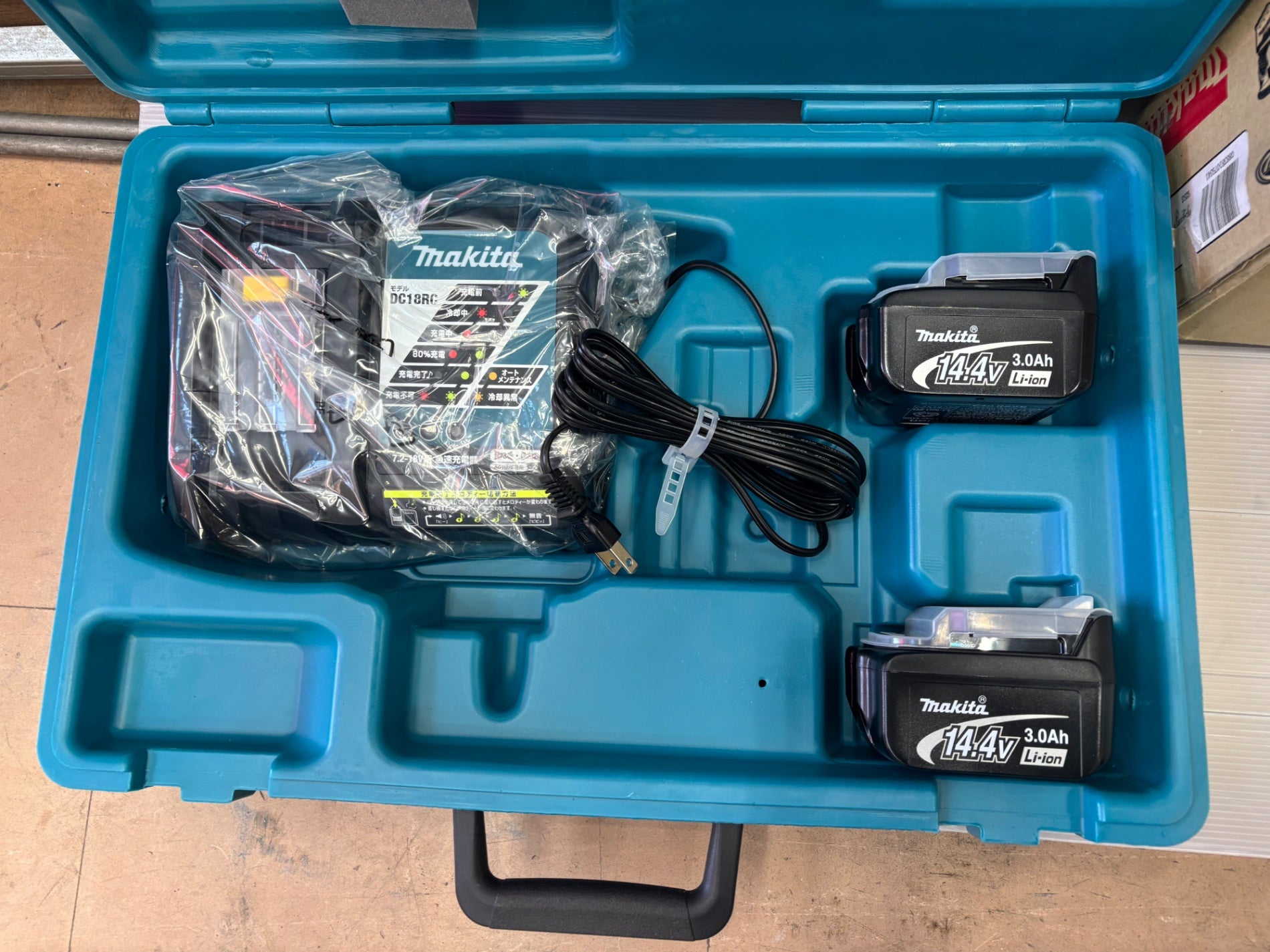 マキタ(makita) コンクリートバイブレータ VR340DRFX草加店