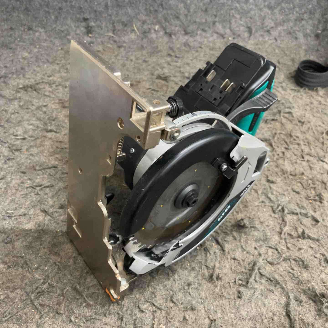 ◇リョービ(RYOBI) コードレス丸ノコ BW-470 14.4V3.0Ahバッテリー1個・充電器・バッグ付き【鴻巣店】