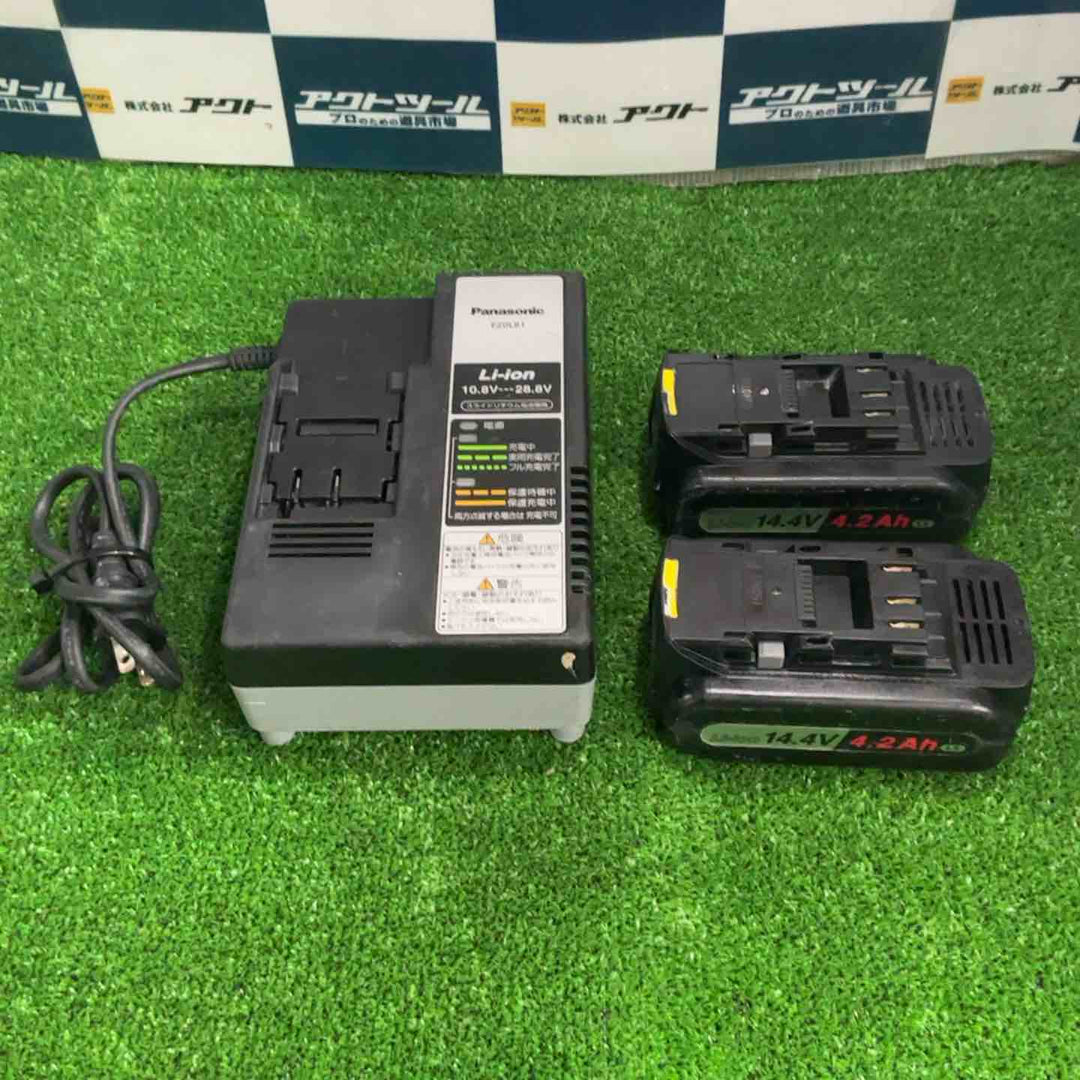 ◇パナソニック(Panasonic) コードレス角穴カッター EZ4543LS2S-B【草加店】