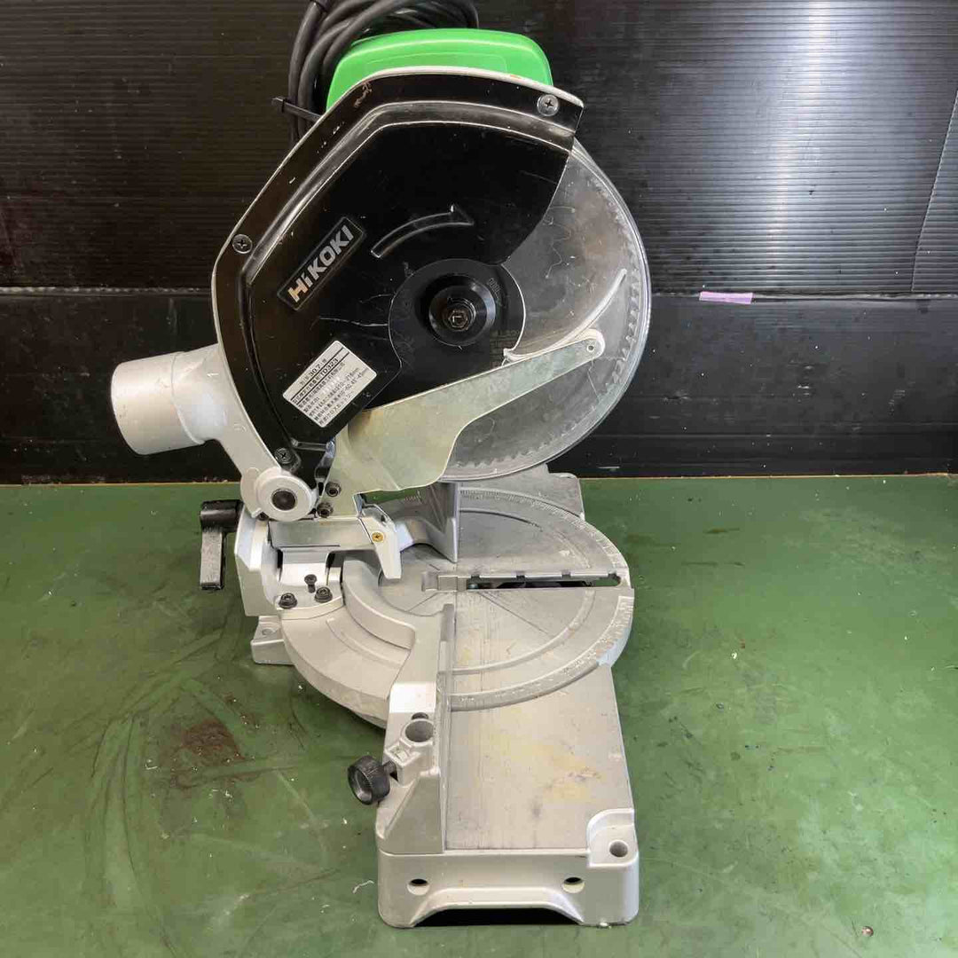 ◇ハイコーキ(HIKOKI ※旧:日立工機) 216mm 卓上丸ノコ C8FC　集じん袋無し【戸田店】