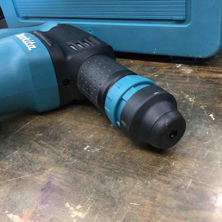 ★マキタ(makita) 電動ケレン スタンダードタイプ HK1820【戸田店】