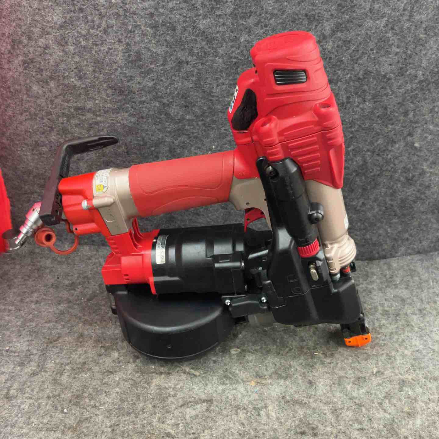 ☆マックス(MAX) 高圧エアネジ打ち機 HV-R41G2【鴻巣店】 – アクト