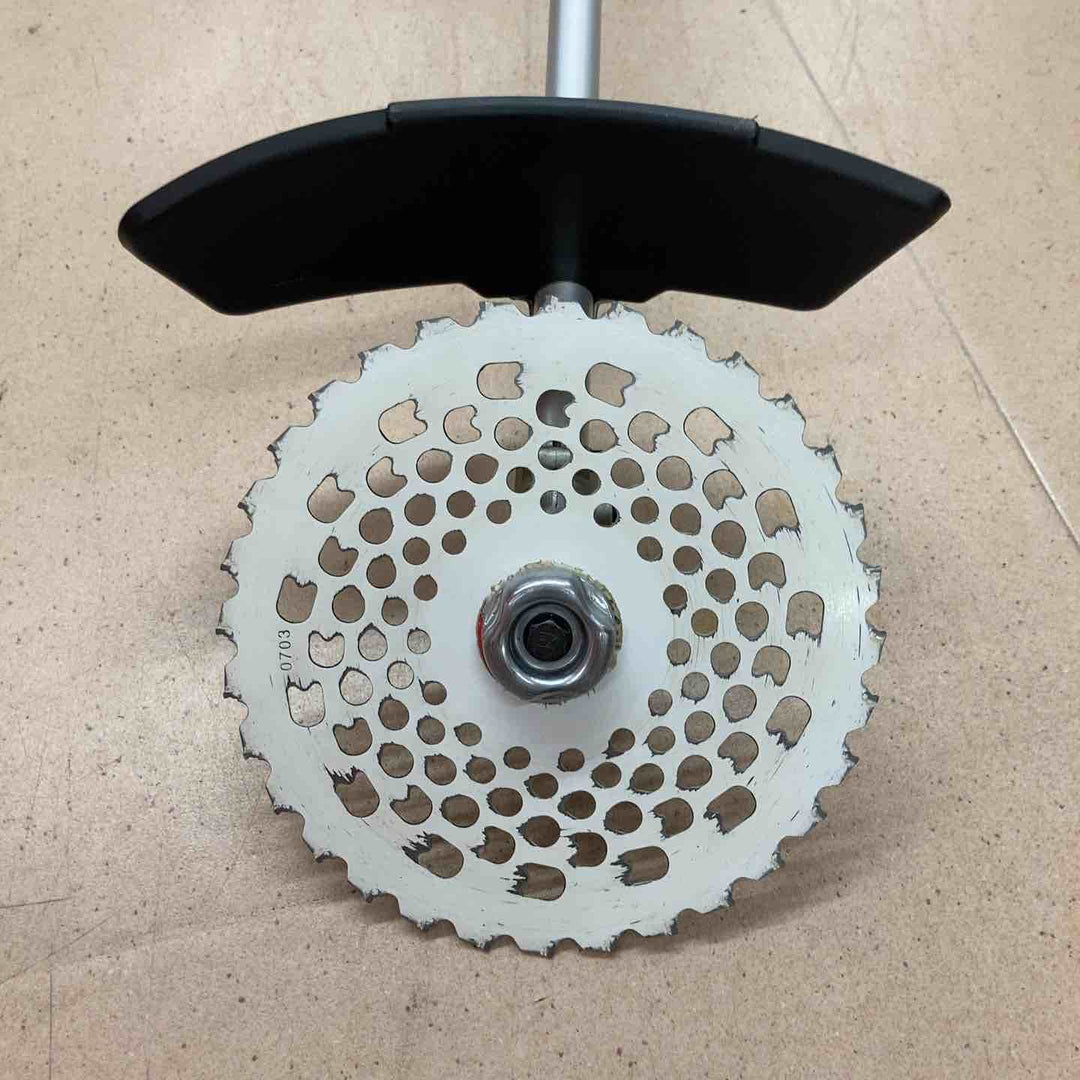 【中古品/店頭受取り限定】マキタ(makita) コードレス刈払機 MUR195UDZ 18V 草刈り【東大和店】