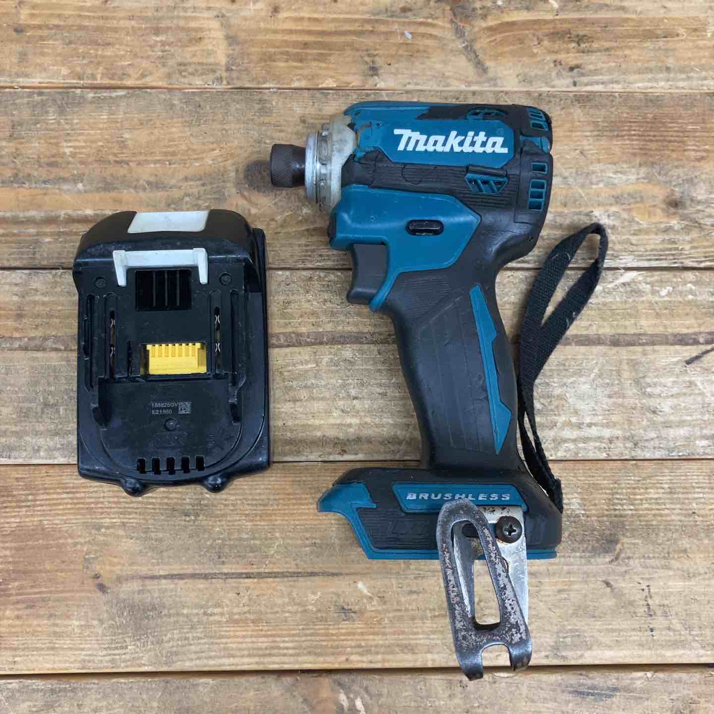 新品 マキタ 18V充電式インパクト TD171DZ　本体　ブルー/青 ★領収書発行可★② 新品makita マキタ 18V 充電式インパクトドライバー TD171DZ