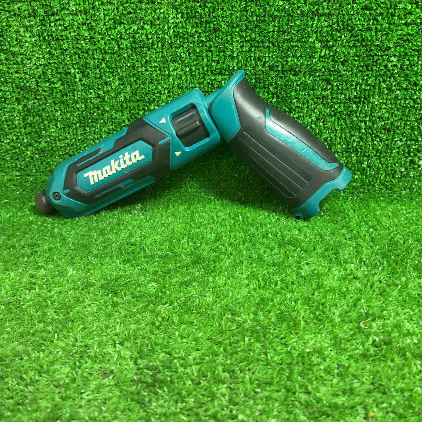 マキタ(makita) コードレスペンインパクトドライバー TD022DZ
