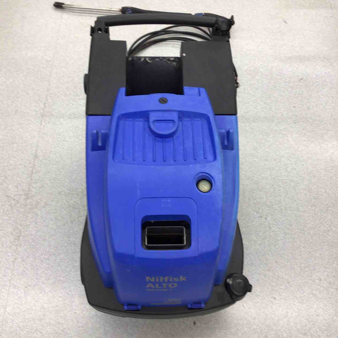 【店頭受取り限定】ニルフィスク 温水高圧洗浄機 NEPTUNE3-38【八潮店】