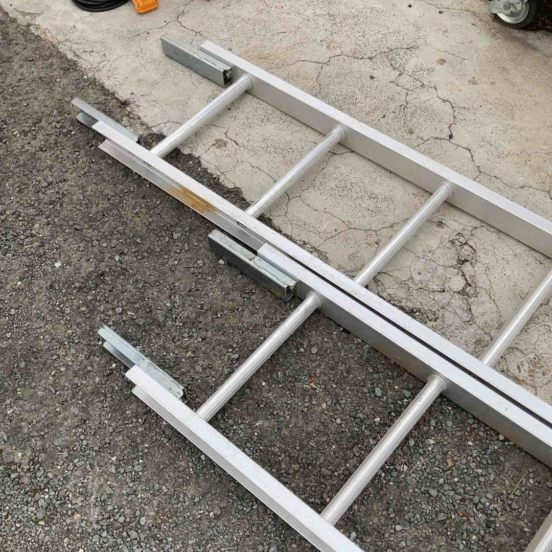 【現状品/ 店頭受取り限定】ユニパー 室内ボード揚げ機  RYOBIウィンチWI-62付き はしごなど付属品完備【柏店】