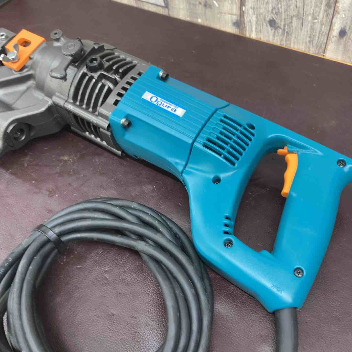 中古品 □ Ogura パンチャー HPC-N209W □ F □ ITVIYAPKJK74 中古品】 オグラ(Ogura) パンチャー HPC-N209W 【東大和店】 – アクト