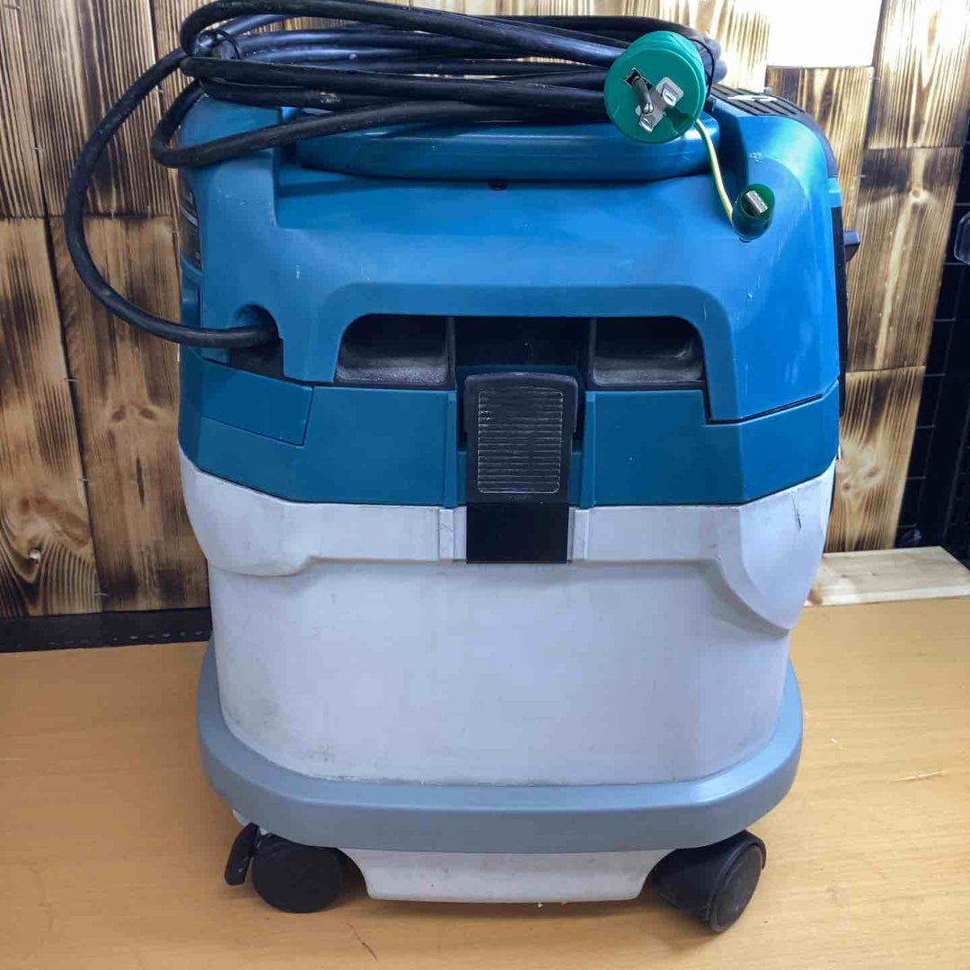 ★マキタ(makita) 集じん機 乾式 VC0830 連動機能【越谷店】