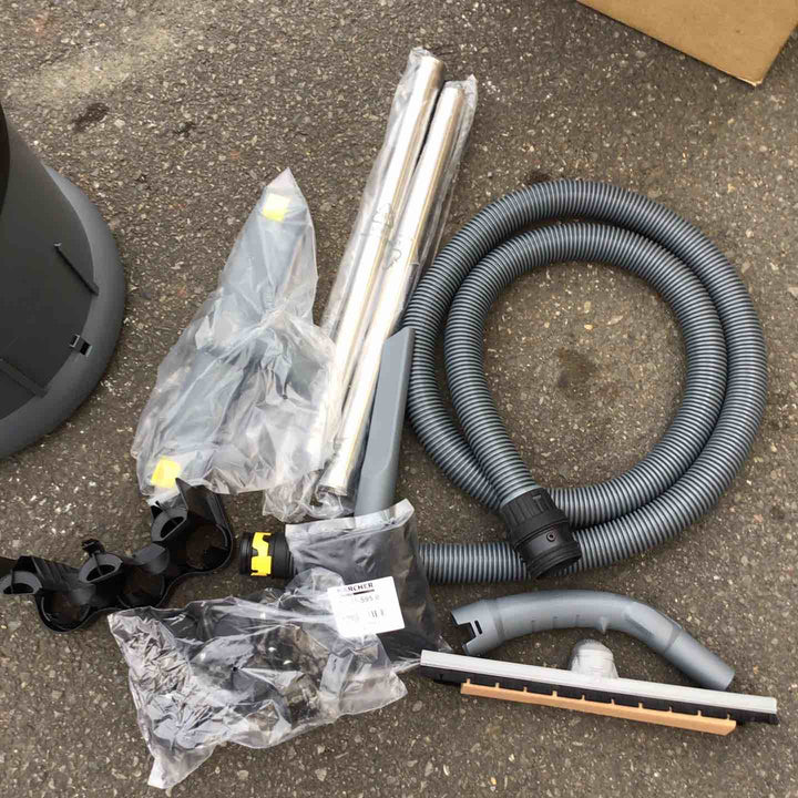 ◇ケルヒャー バキュームクリーナー 乾湿両用掃除機 NT27/1【八潮店】