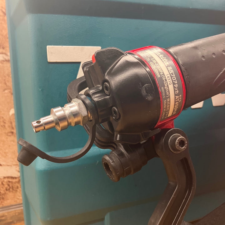 ★マキタ(makita) 高圧フロアタッカ AT450HA【所沢店】