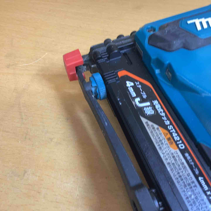 ◇マキタ(makita) コードレスタッカー ST421DZ【越谷店】