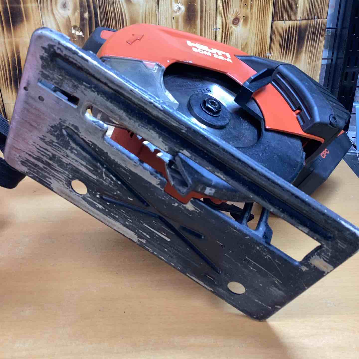 ◇ヒルティ(HILTI) コードレスチップソーカッター SCM22-A