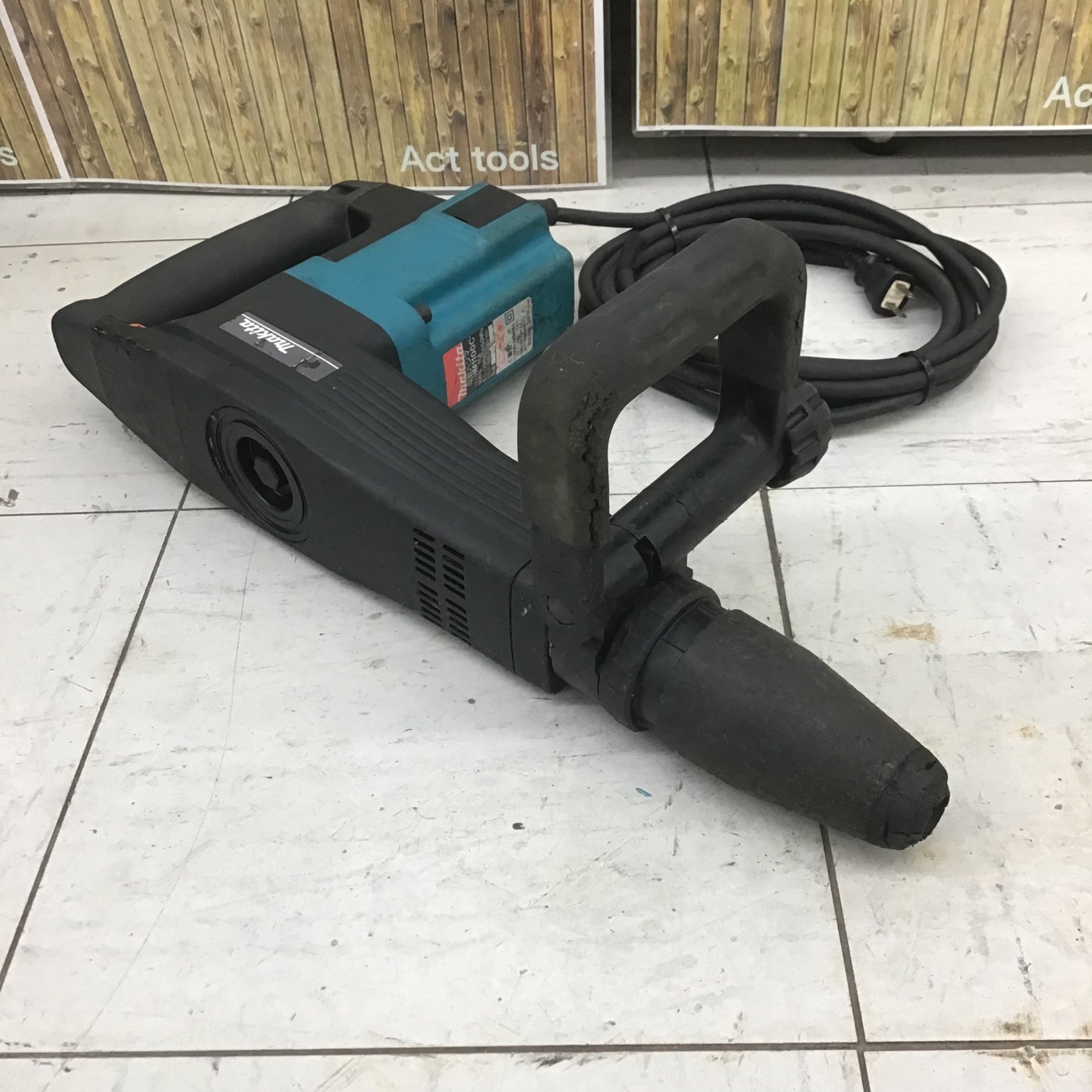現状品】 マキタ/makita 電動ハンマ HM1100C 【鴻巣店