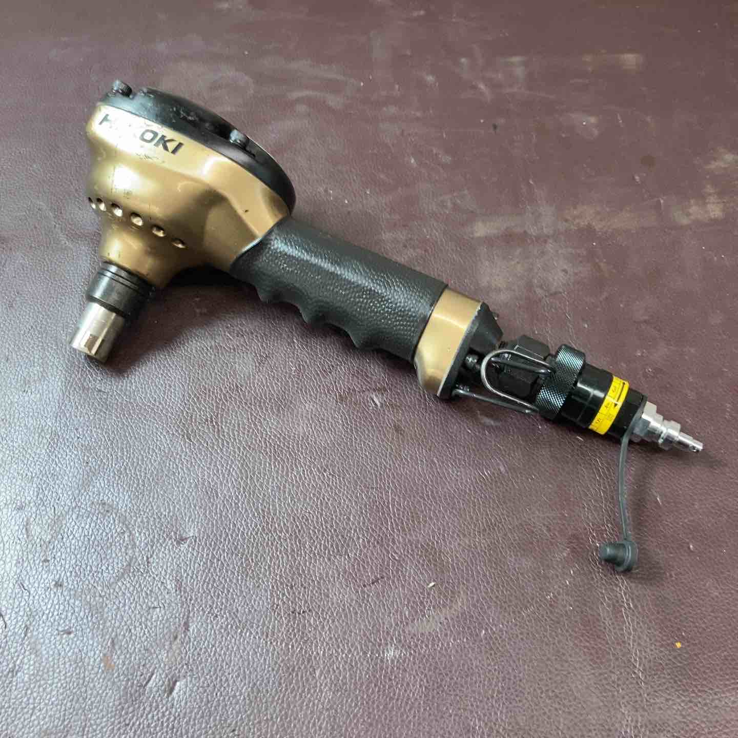 エア釘打ち機 – タグ 