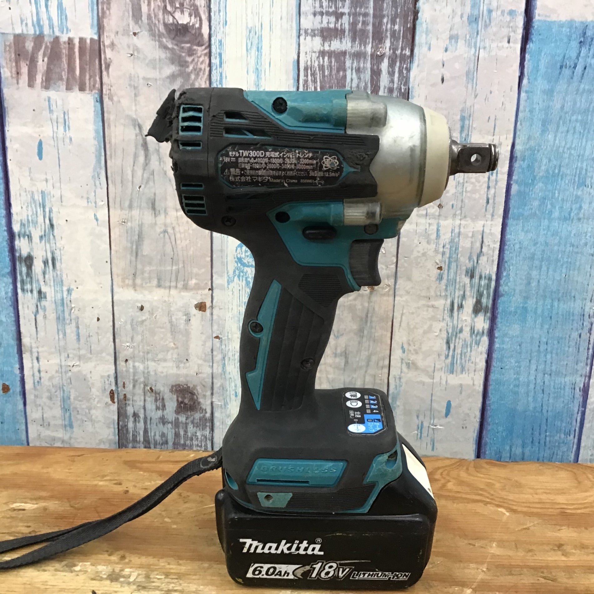 ☆マキタ(makita) コードレスインパクトレンチ TW300DRGX【柏店