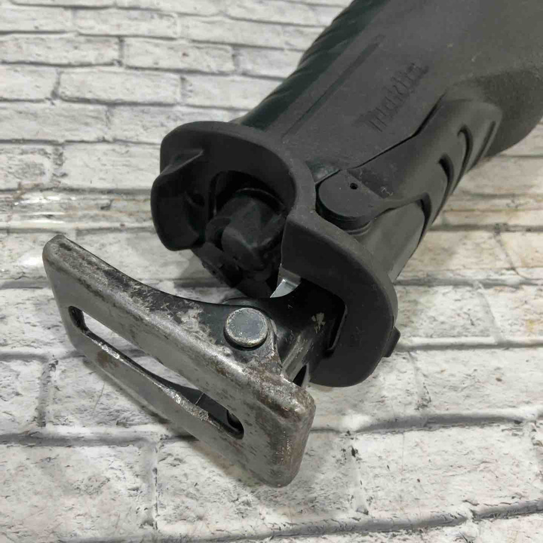 ★マキタ(makita) コードレスレシプロソー JR187DRGX【川口店】