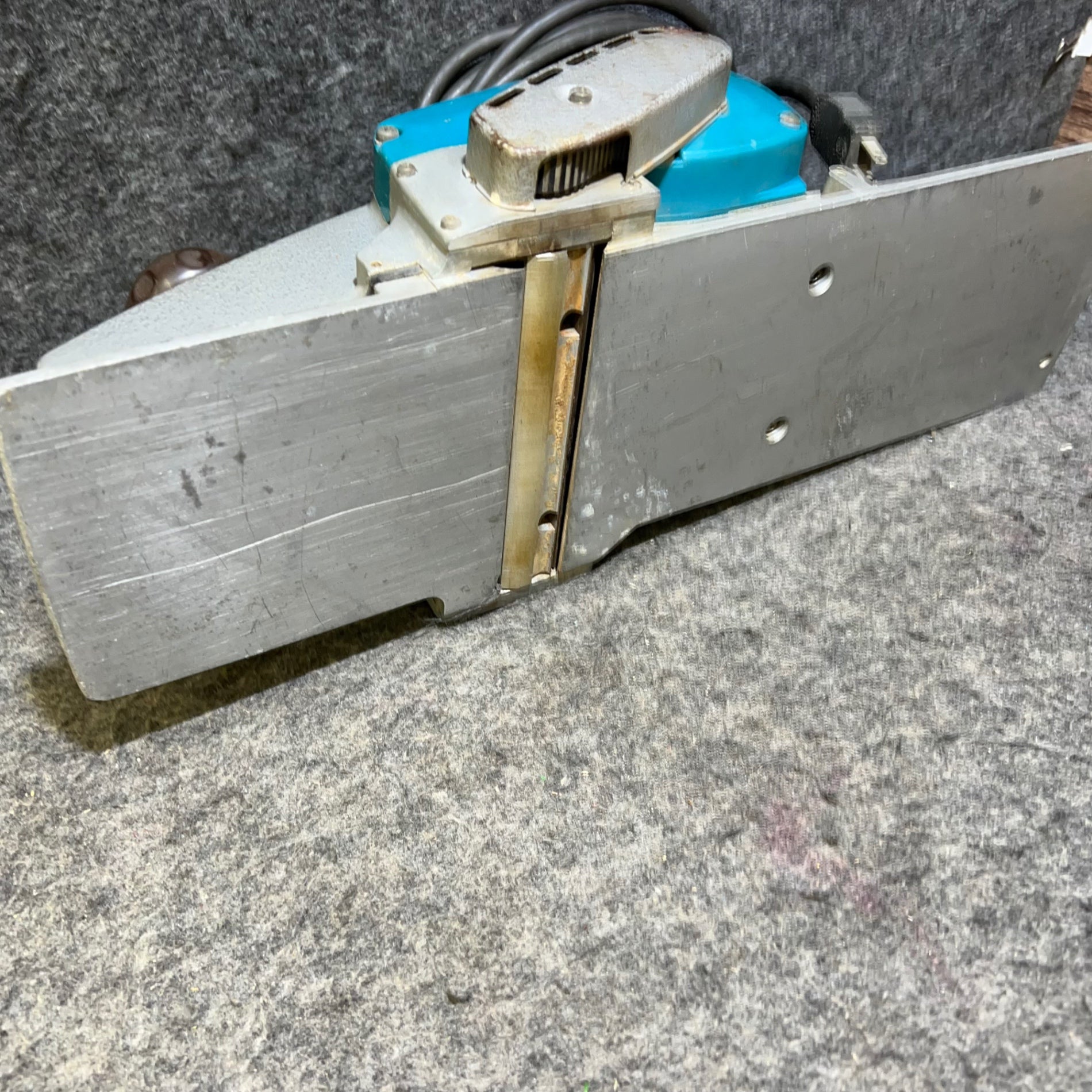 makita/マキタ 電気カンナ1806B【桶川店】 – アクトツールオンライン