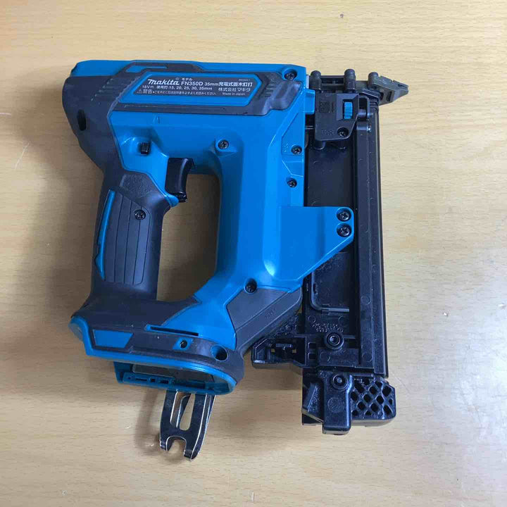 ★マキタ(makita) コードレスタッカー ST421DZK【越谷店】