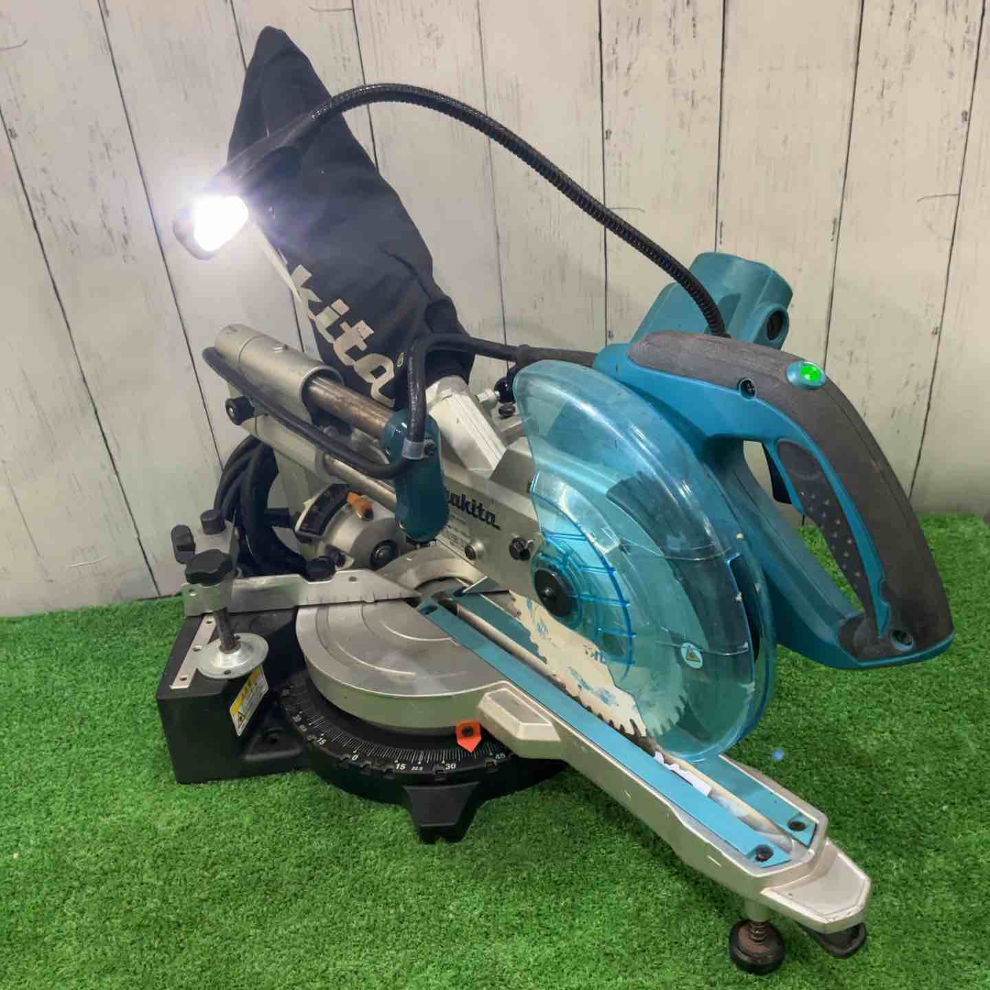 ★マキタ(makita) 卓上スライドマルノコ LS0612FL【川口店】 ☆マキタ(makita) 卓上スライドマルノコ LS0612FL【川口店】 – アクト
