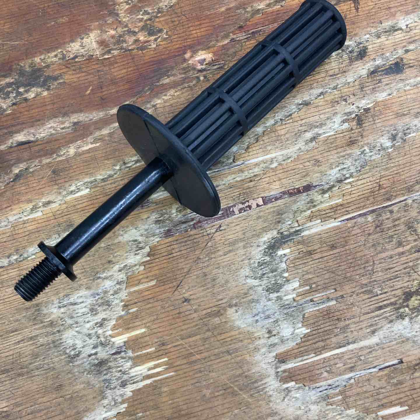 ☆マキタ(makita) ダイヤコア震動ドリル 8406【柏店】 – アクトツール
