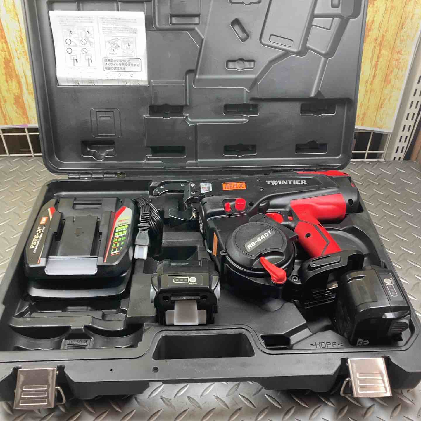 マックス  RB-440T-B2C/1450A  バッテリ 2個 【ほぼ未使用】 Amazon | マックス(MAX) MAX 鉄筋結束機TWINTIER (RB90673) RB