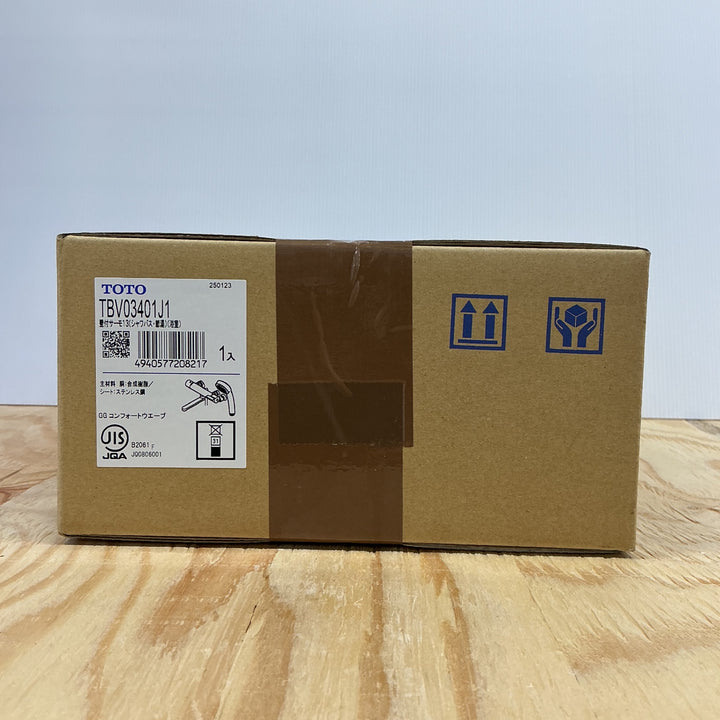 ◇TOTO 浴室用 壁付サーモスタット混合栓 170mmコンフォートウェーブシャワー90φ TBV03401J1【電材館越谷店】