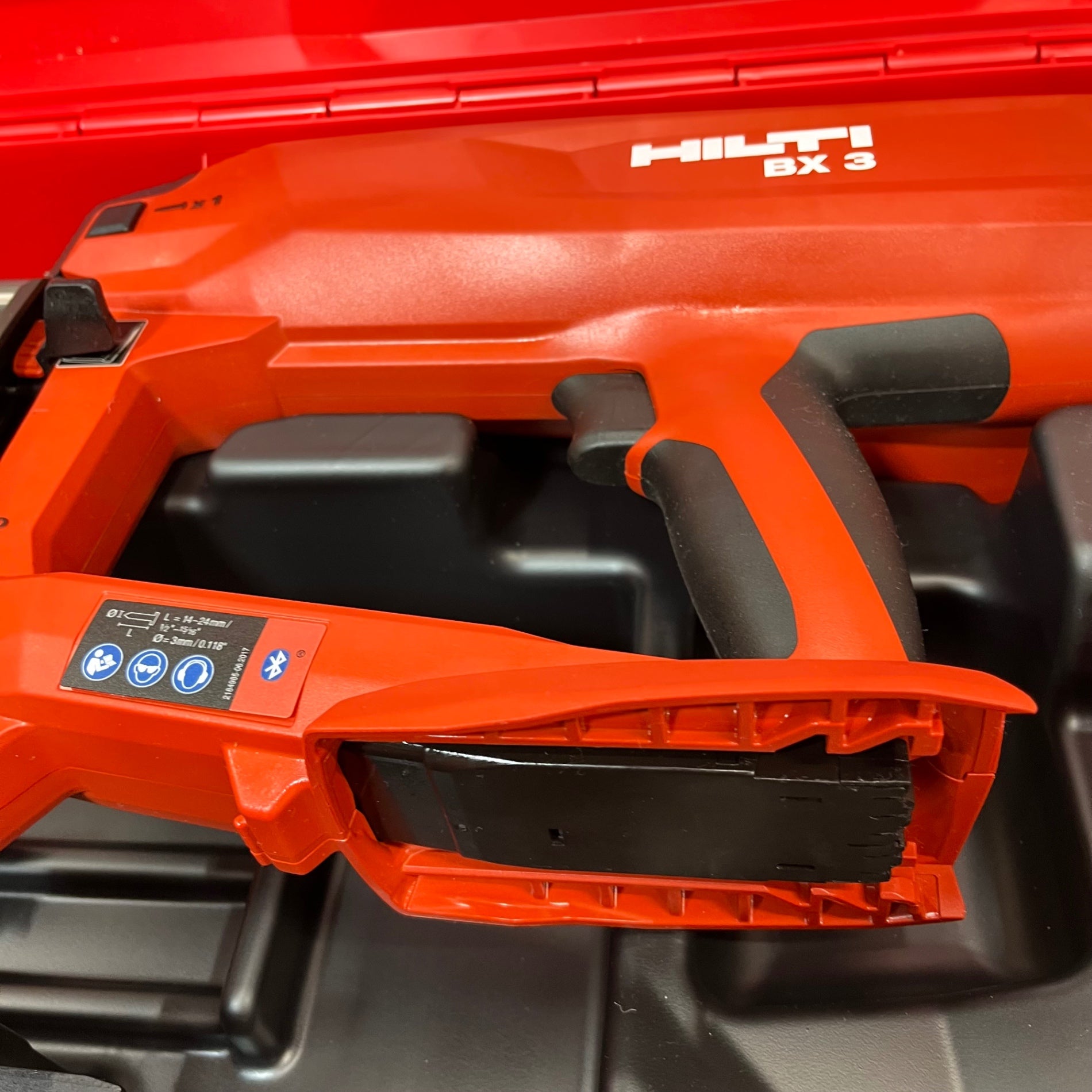 未使用(店頭展示品)】☆ヒルティ(HILTI) コードレスコンクリート