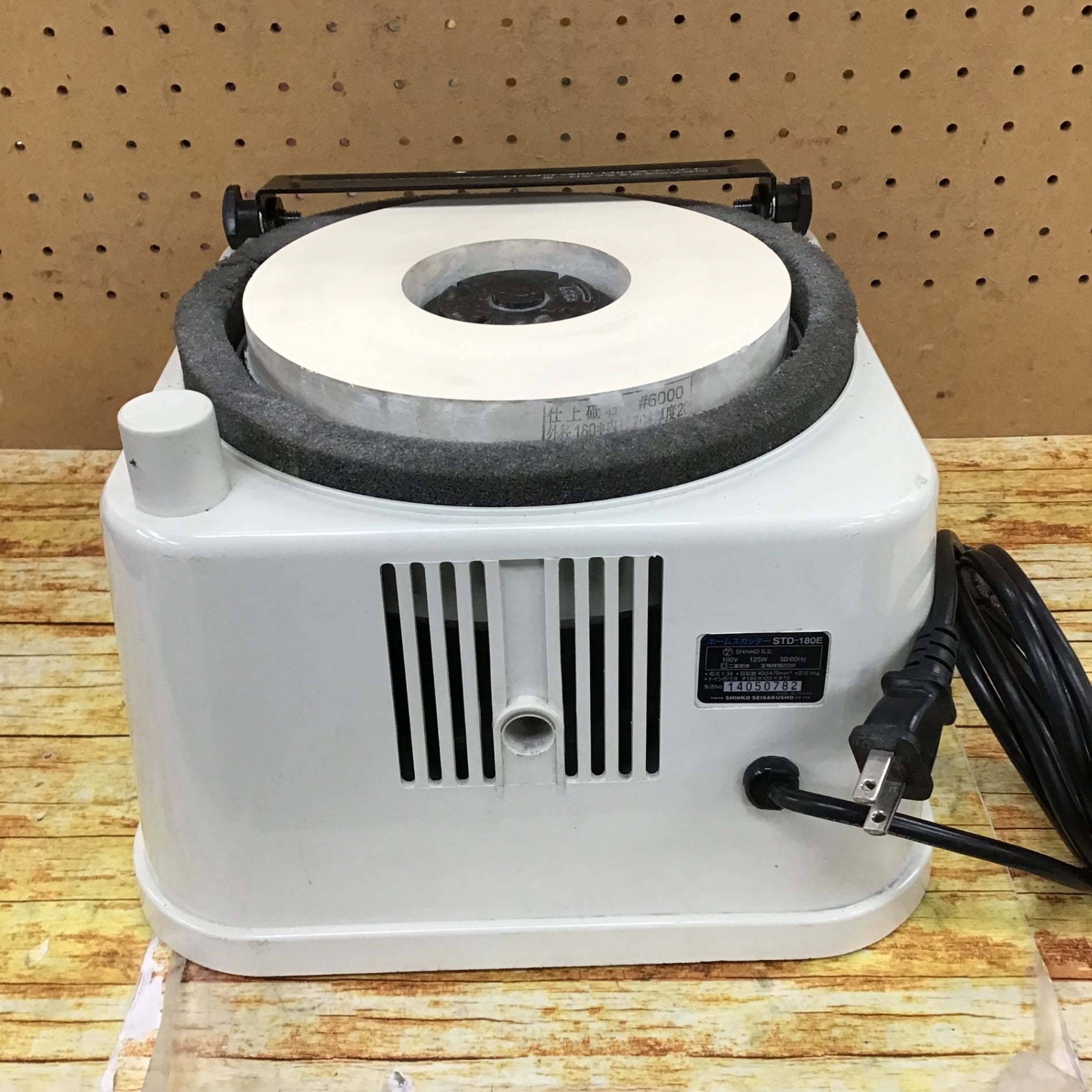 〇新興製作所(SHINKO) 刃物とぎ機 STD-180E ホームスカッター【川崎店