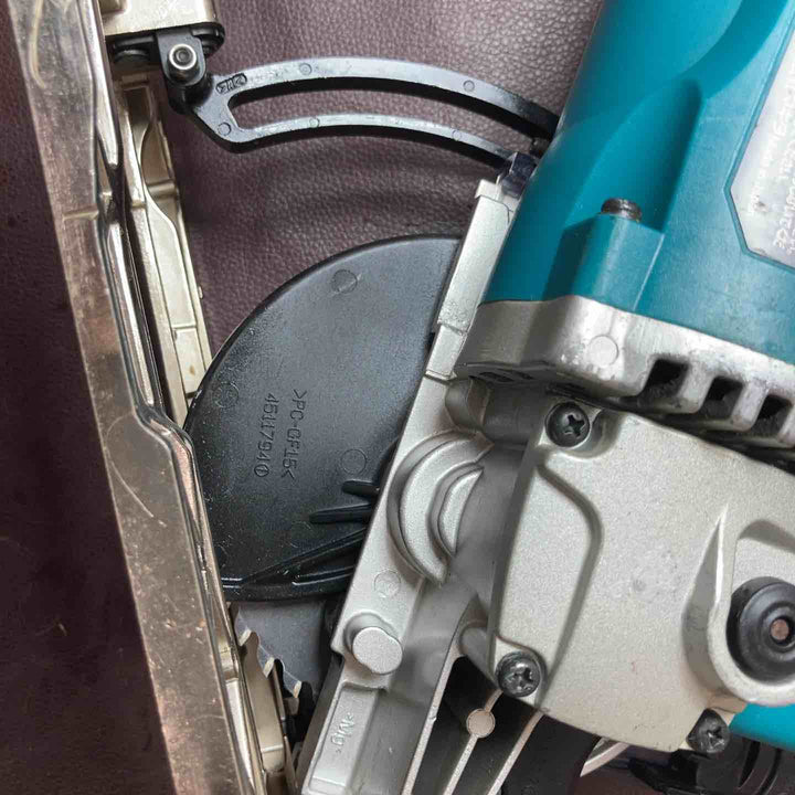 【中古品】 マキタ(makita) 防じん丸のこ KS5200FX マルノコ 【東大和店】