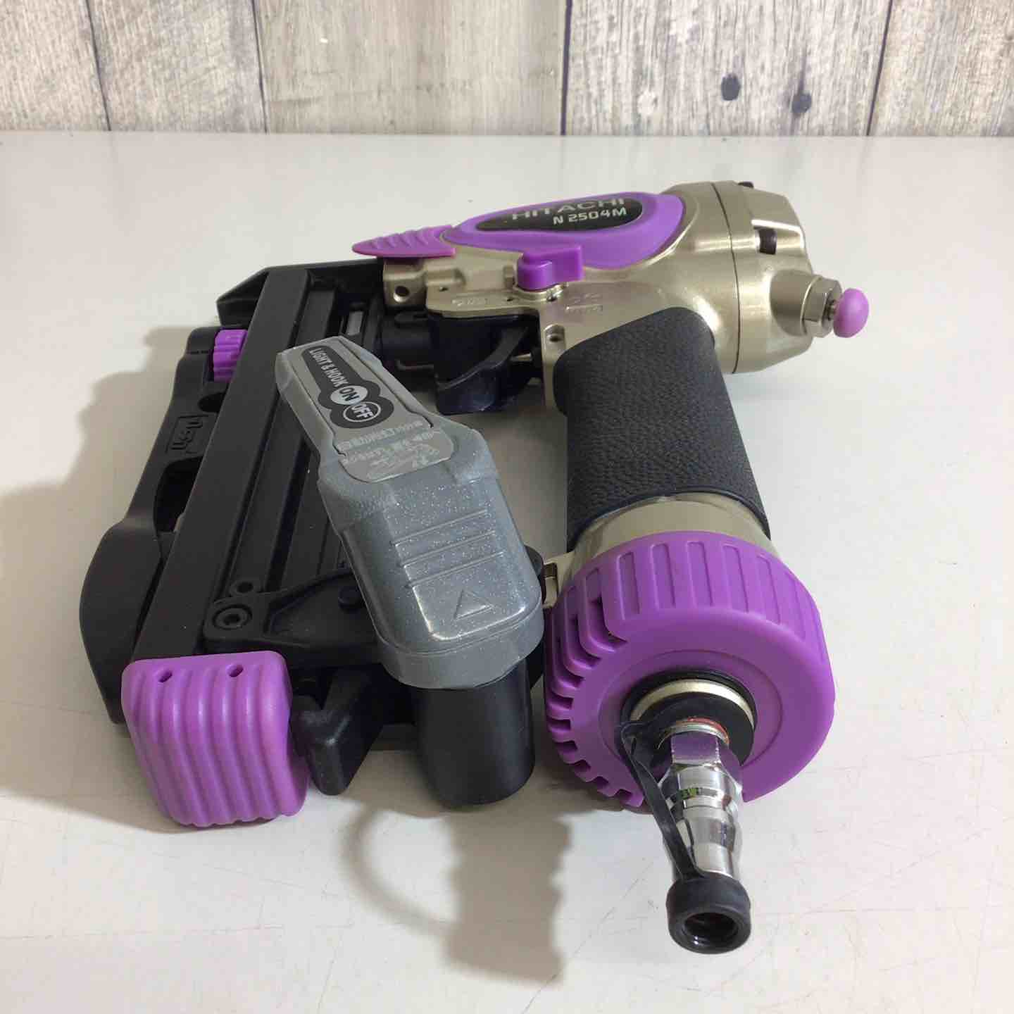 ☆ハイコーキ(HIKOKI ※旧:日立工機) 常圧エアタッカ N2504M【戸田店