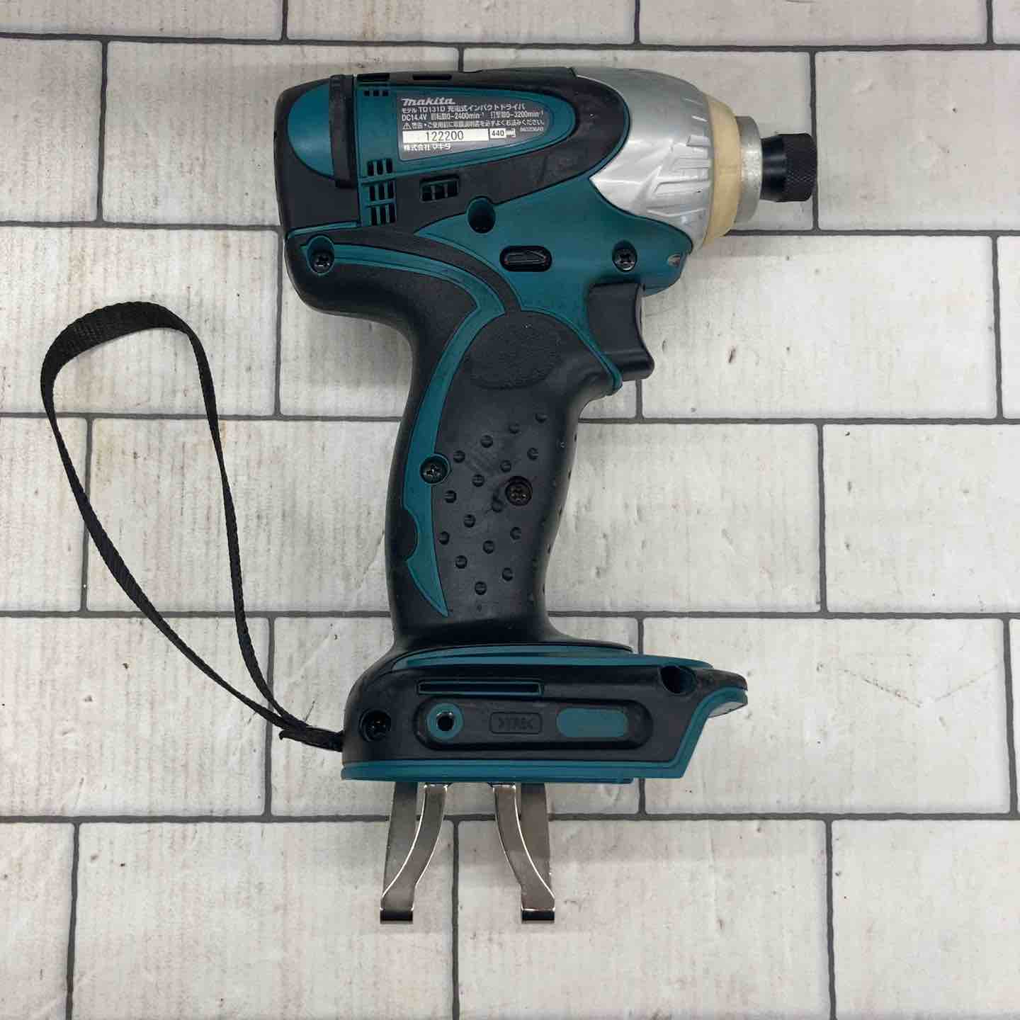 makita マキタ 充電式インパクトドライバ TD131DRFX 青 14.4V makita マキタ 充電式インパクトドライバ TD131DRFX 青 14.4V
