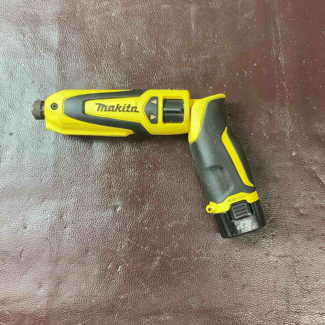 【中古品】 マキタ(makita) コードレスペンインパクトドライバ TD021DSHSP 【東大和店】