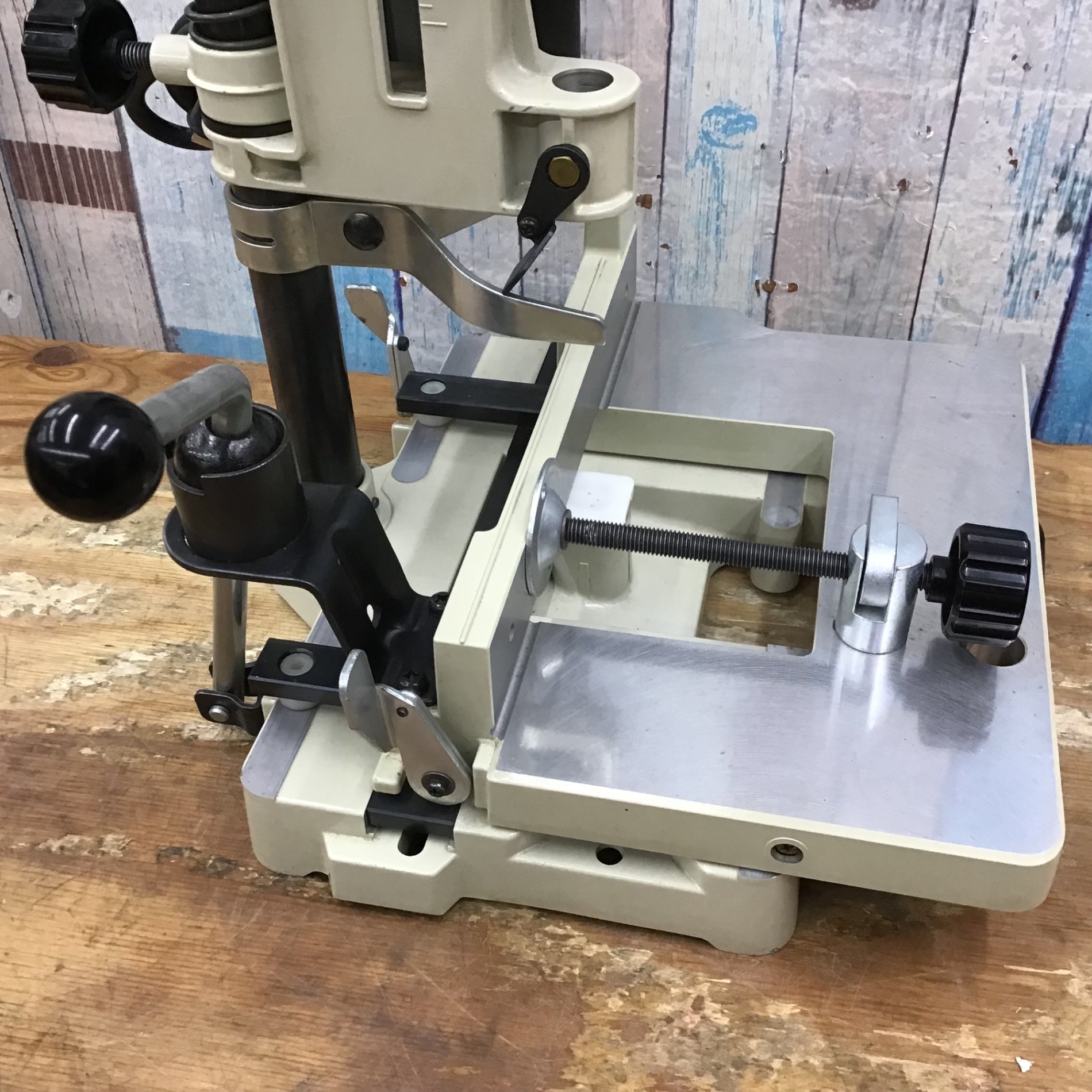 ▽マキタ(makita) 小型カクノミ 7300S おまけつき【柏店】 – アクト