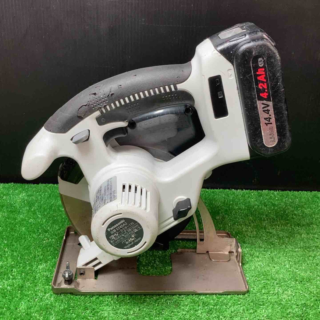 ◇パナソニック(Panasonic) コードレスチップソーカッター EZ45A2X-H 本体 グレー 14.4V4.2Ahバッテリー付【岩槻店】