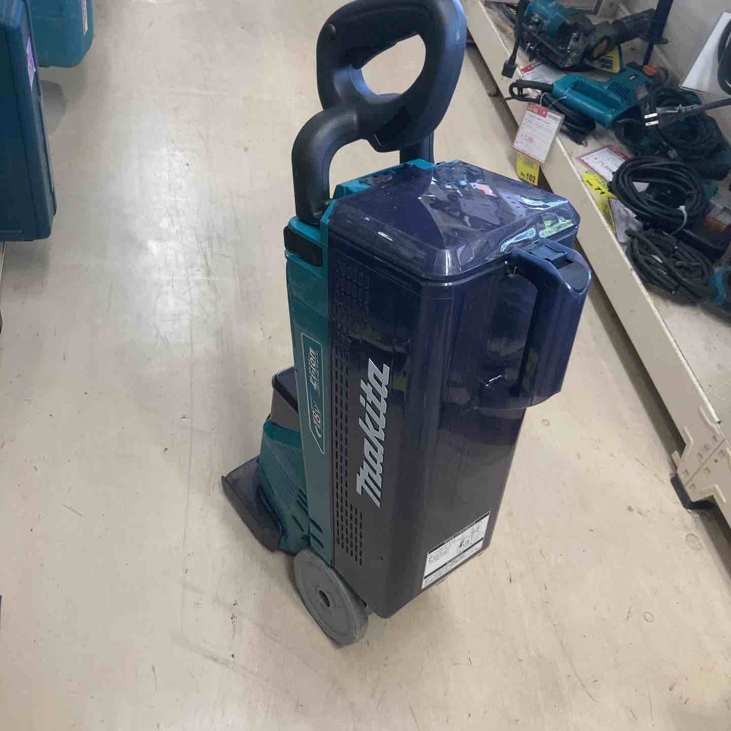 ◇マキタ(makita) コードレス芝刈り機 MLM160DZ 本体のみ【町田店