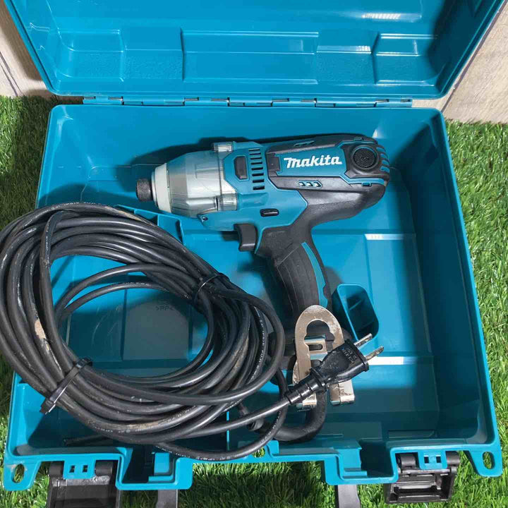 ☆マキタ(makita) インパクトドライバ TD0220【戸田店】