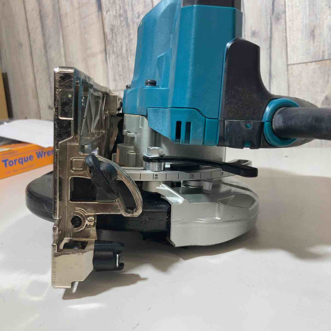 ★マキタ(makita) 155-165mm電子マルノコ HS6303　本体のみ【戸田店】