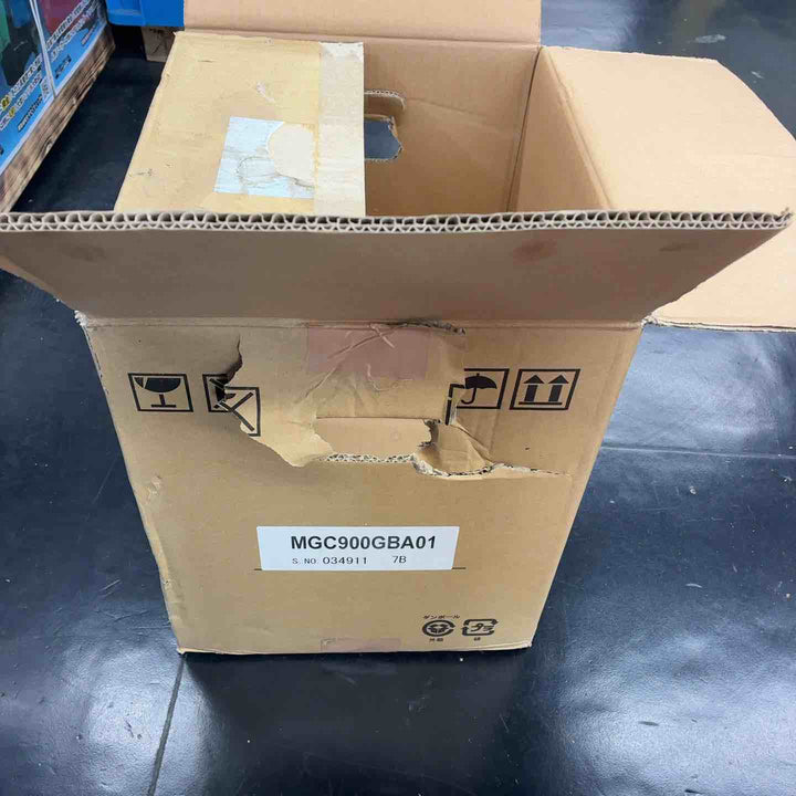 三菱重工 ガスボンベ式 インバーター発電機 MGC900GB  (A01)【藤沢店】