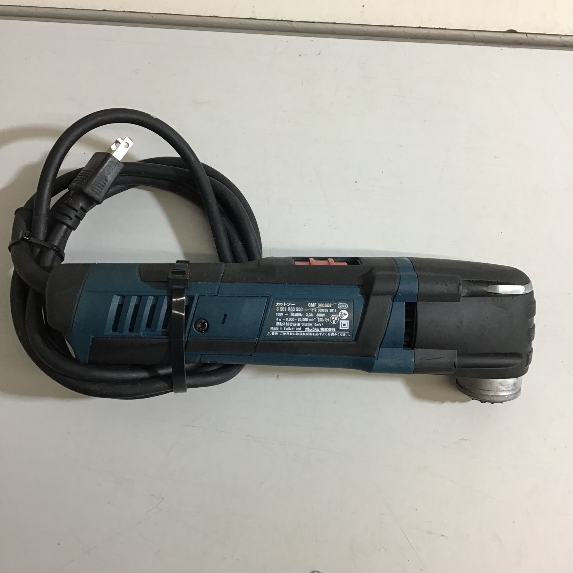 中古品】☆ボッシュ(BOSCH) マルチツール GMF300SCE【戸田店 中古品】☆ボッシュ(BOSCH) マルチツール GMF300SCE【戸田店