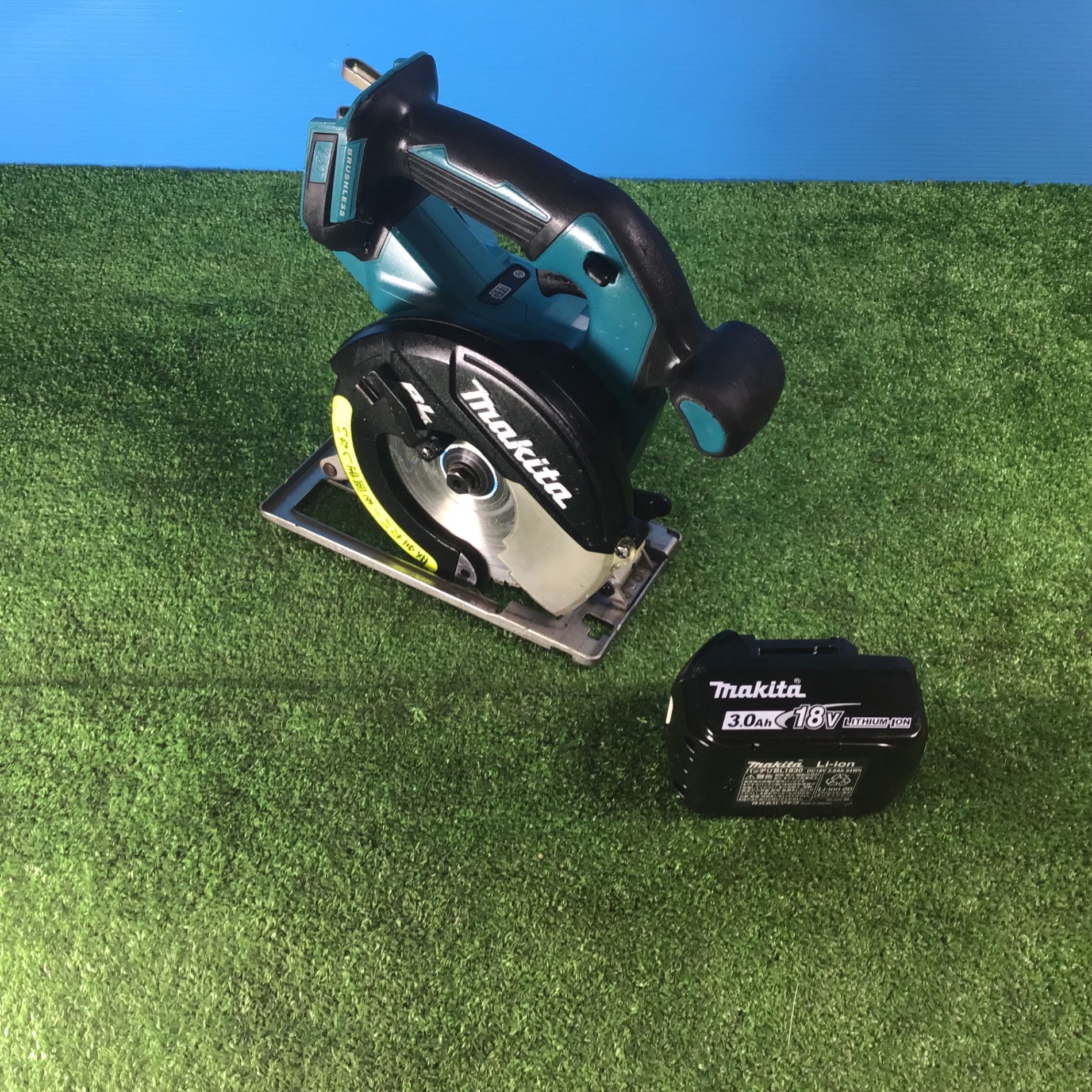 ☆マキタ(makita) コードレスチップソーカッター CS551DZ【岩槻店