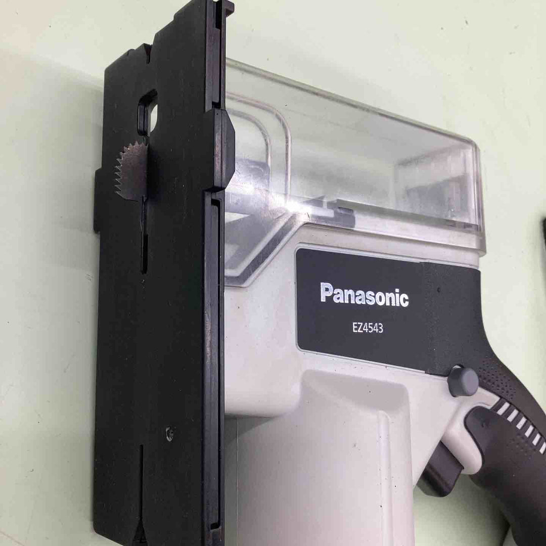 ◇パナソニック(Panasonic) コードレス角穴カッター本体のみ EZ4543X-B【越谷店】
