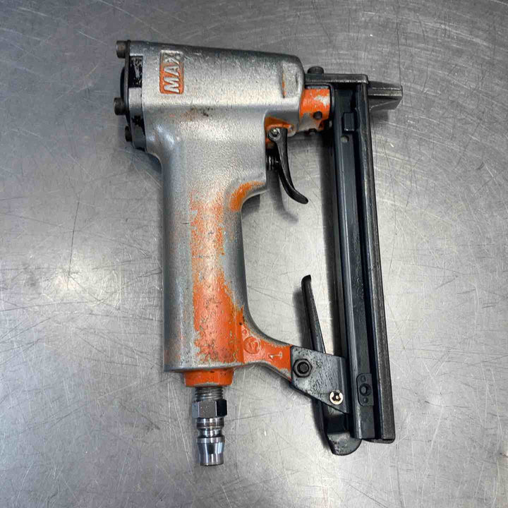 【中古品】 マックス(MAX) 常圧エアタッカ TA-20A/1013J 釘打ち機 【東大和店】