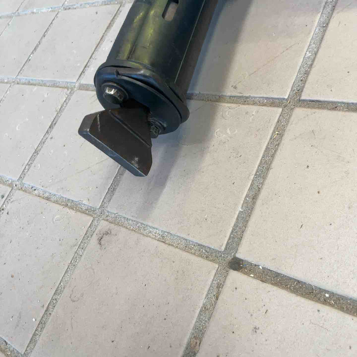 ★マキタ(makita) 電動ケレン ロングハンドルタイプ HK1800L【草加店】