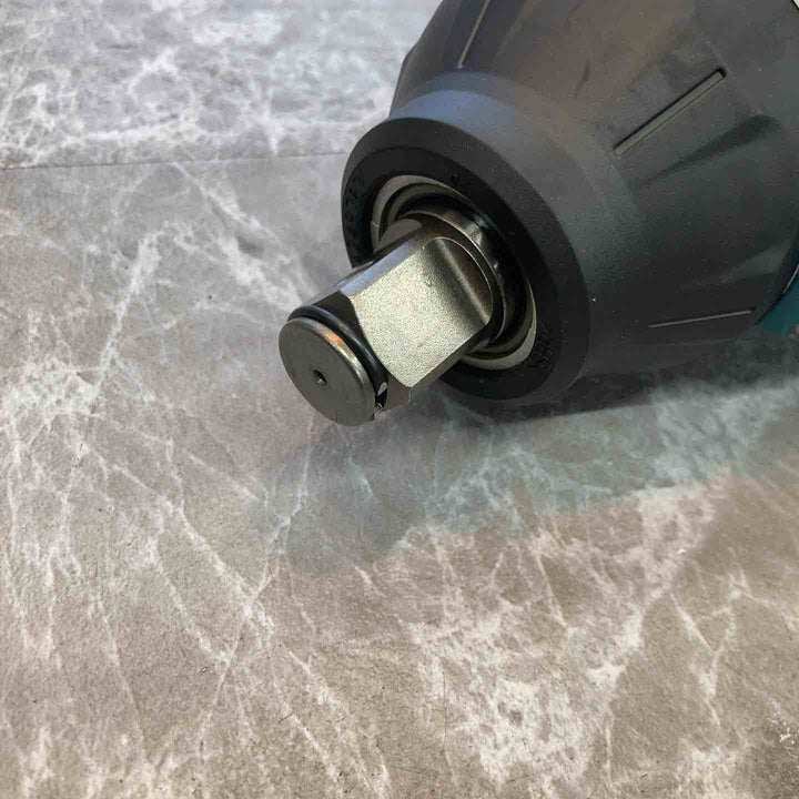 ★マキタ(makita) コードレスインパクトレンチ TW1001DZ【八潮店】