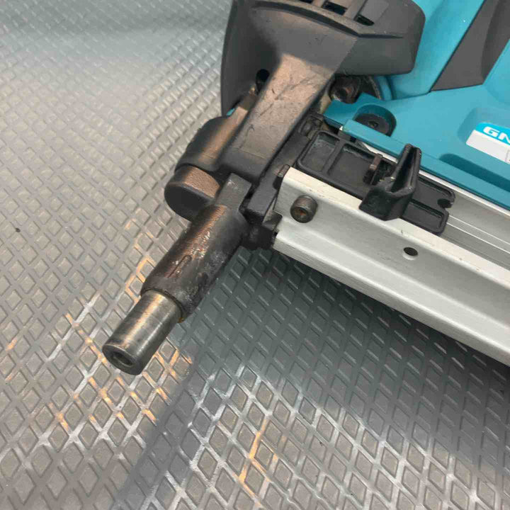 【中古品】マキタ(makita) コードレスコンクリート用ガスピン打ち機 GN420C【所沢店】